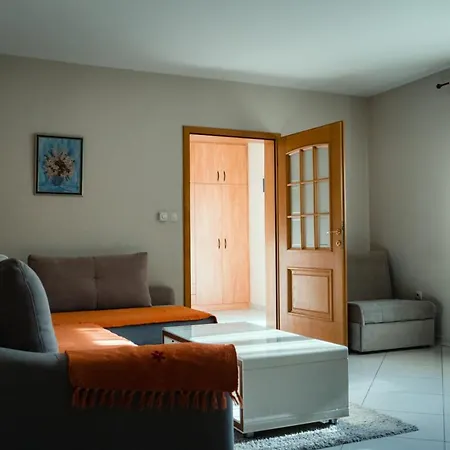 Holiday Home Rozic - Villa With Private Seasonal Heated Pool 莫斯塔尔 外观 照片