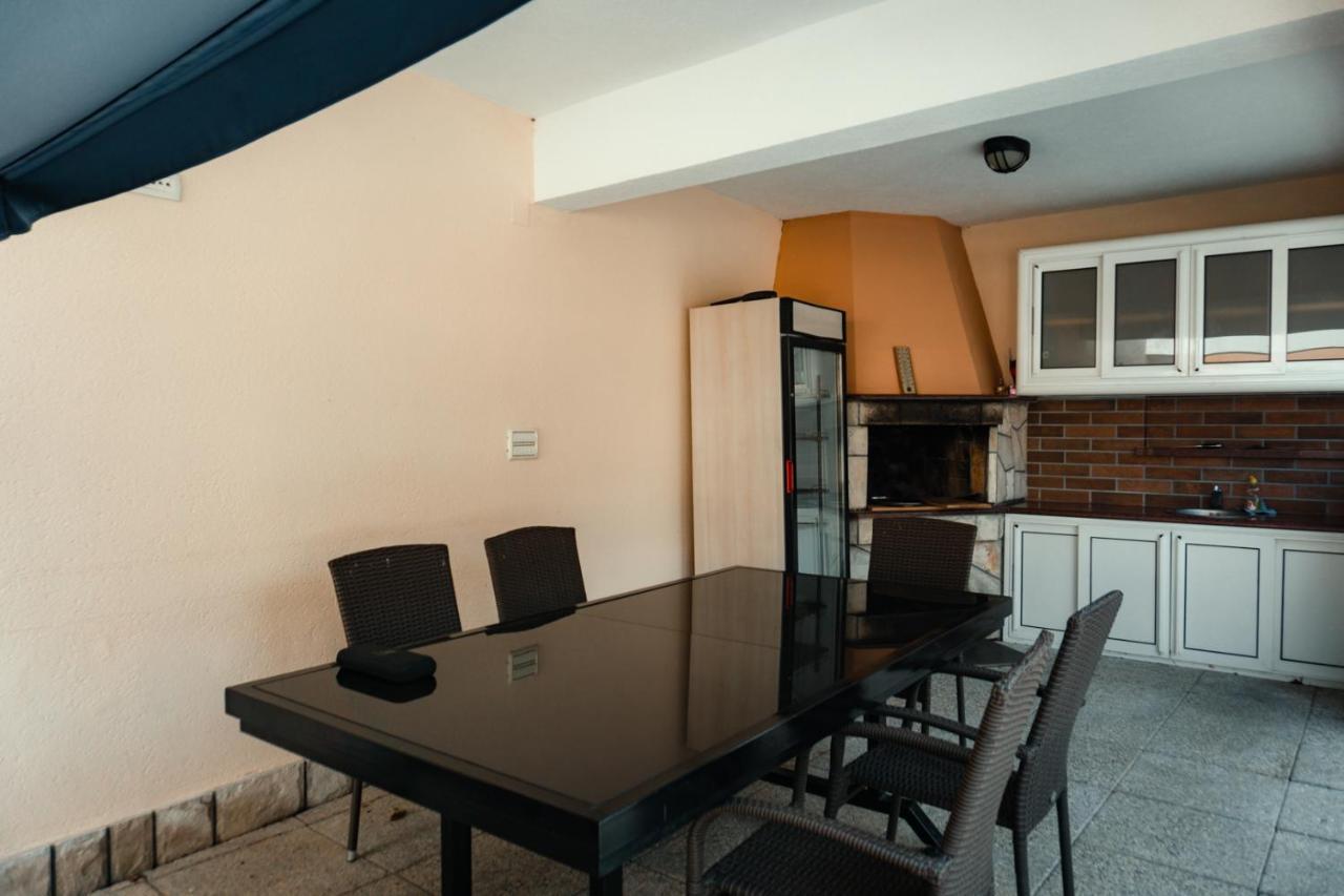 Rozic - With Private Seasonal Heated Pool Mostar