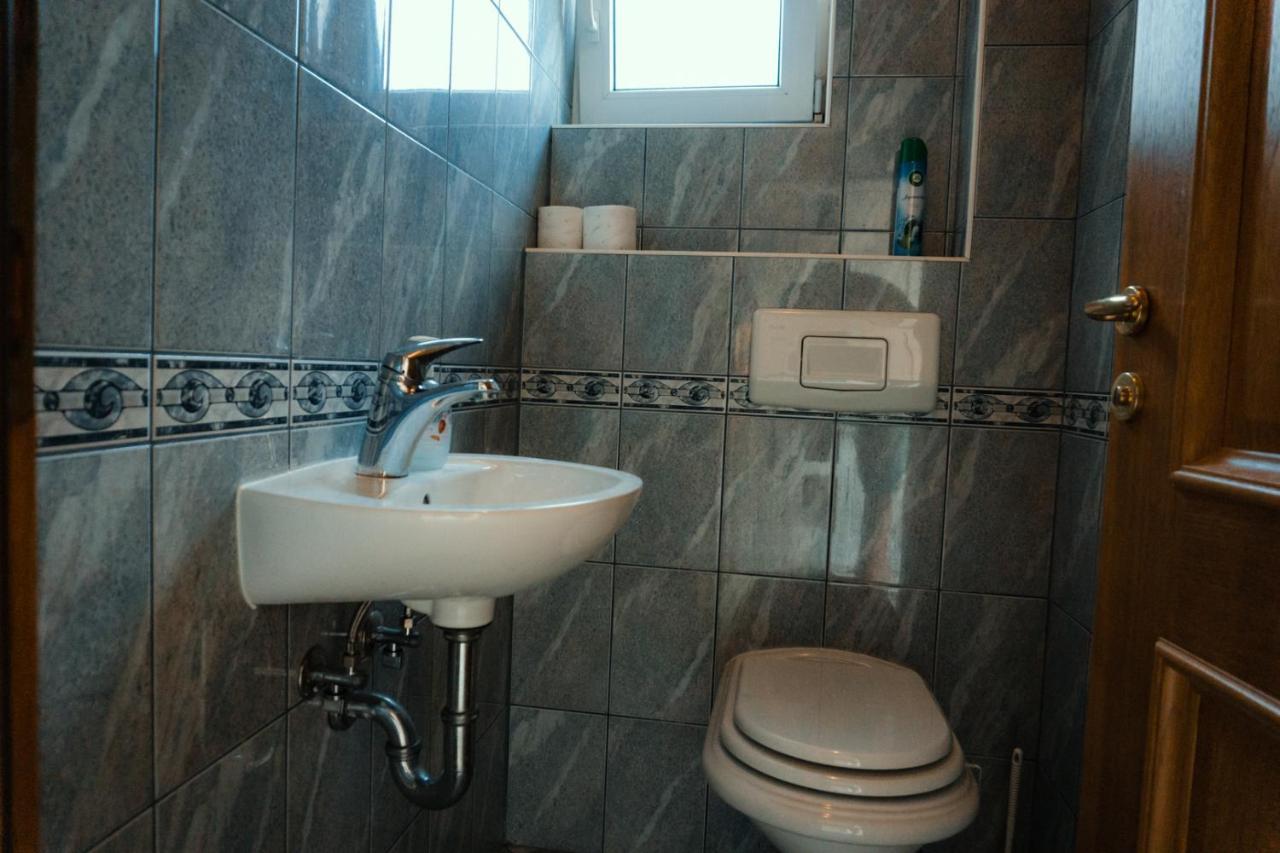 Rozic - With Private Seasonal Heated Pool Mostar
